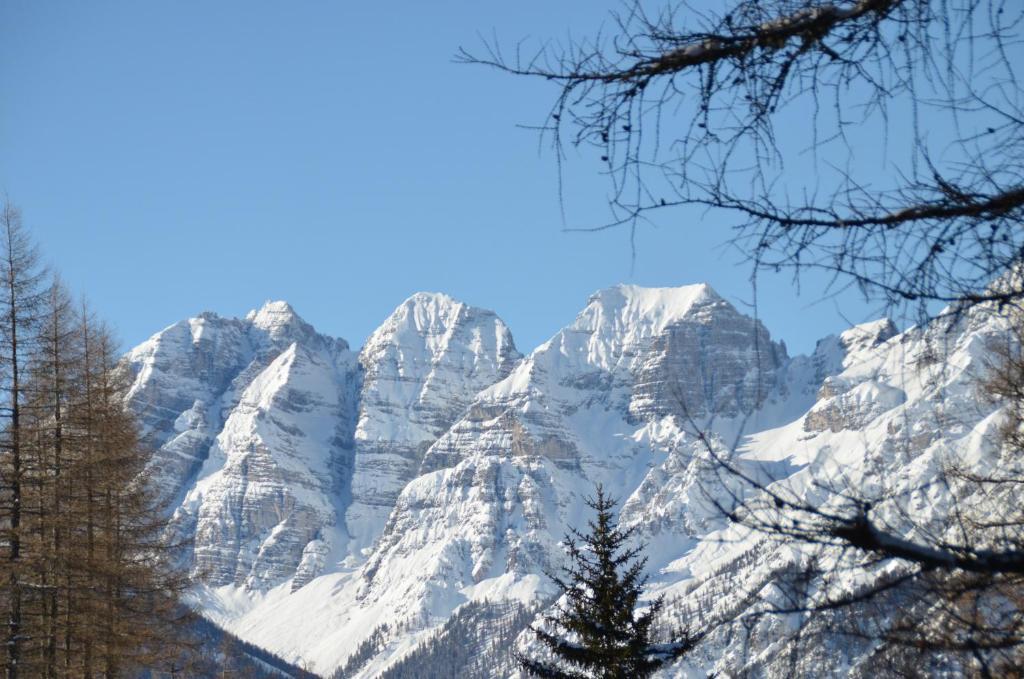 Pension Kirchbrugger Telfes im Stubai Bagian luar foto